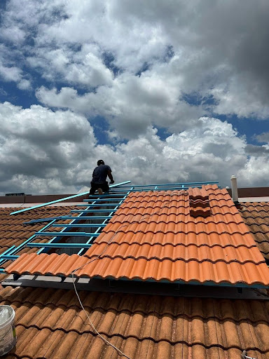 Repair bumbung bocor /tukang baiki rumah