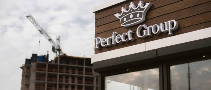 Perfect Group – Gambar Kumpulan Profesional dengan Gaya Sempurna