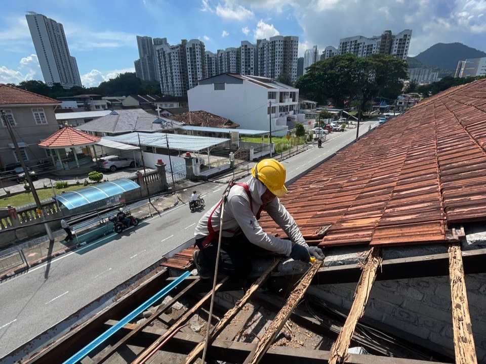 Pembaikan Bumbung Profesional di Bukit Mertajam – Servis Cepat & Berkualiti