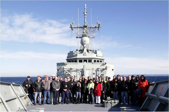 FFG Enterprise – Logo Korporat Profesional dengan Reka Bentuk Moden & Inovatif