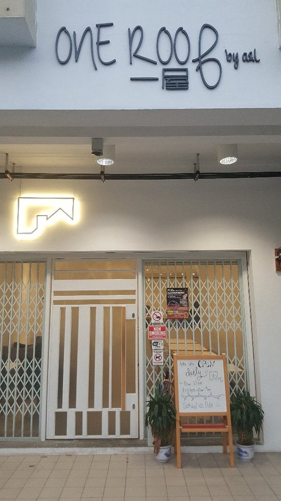 One Roof Cafe di Luyang Perdana – Kafe Moden dengan Pemandangan Menakjubkan