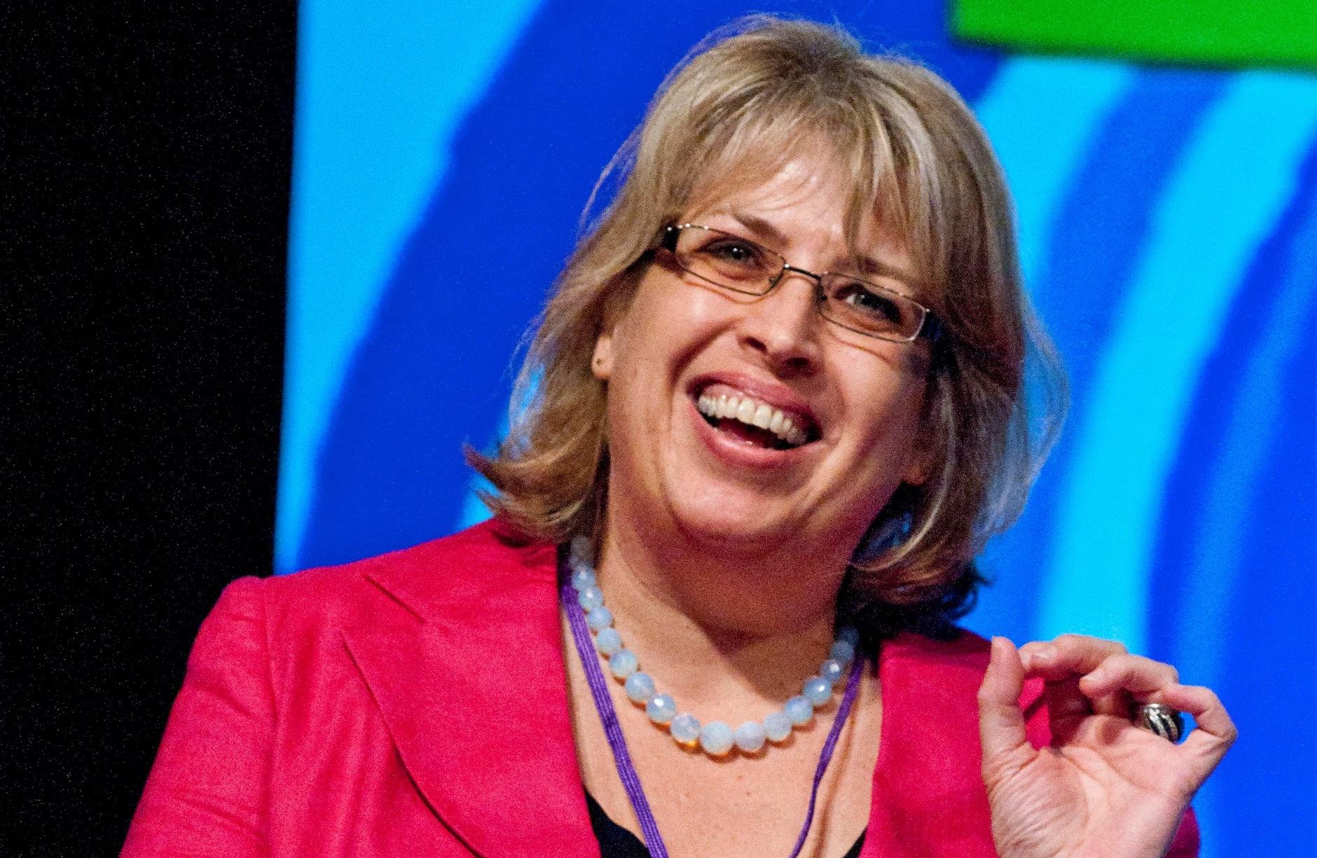 Dinah Enterprise – Solusi Perniagaan Berkualiti untuk Pelanggan di Malaysia