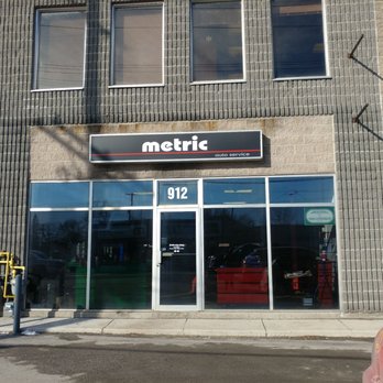 Metric Auto Service – Servis Kereta Profesional, Diagnostik Tepat & Penjagaan Berkualiti