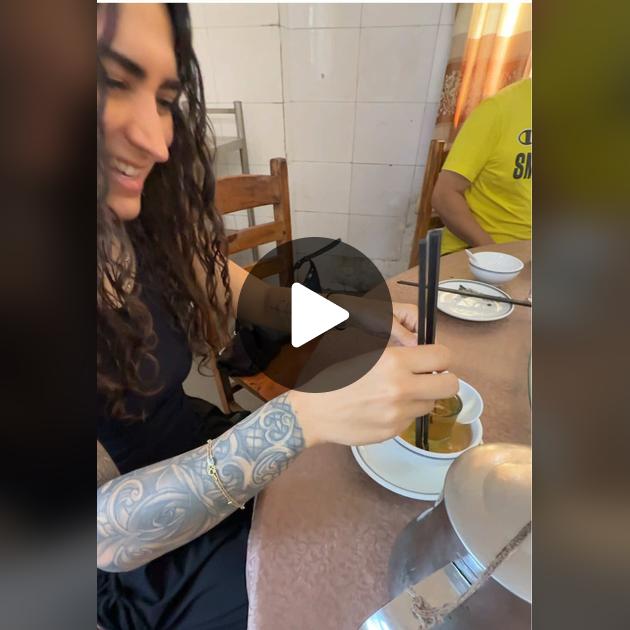 Ricshon Jong - Pelukis & Pakar Kucing Profesional | Seni Kucing Unik