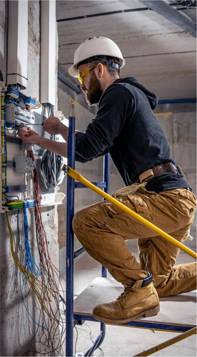 Perkhidmatan Kejuruteraan Elektrik Mega – Penyelesaian Pantas & Profesional