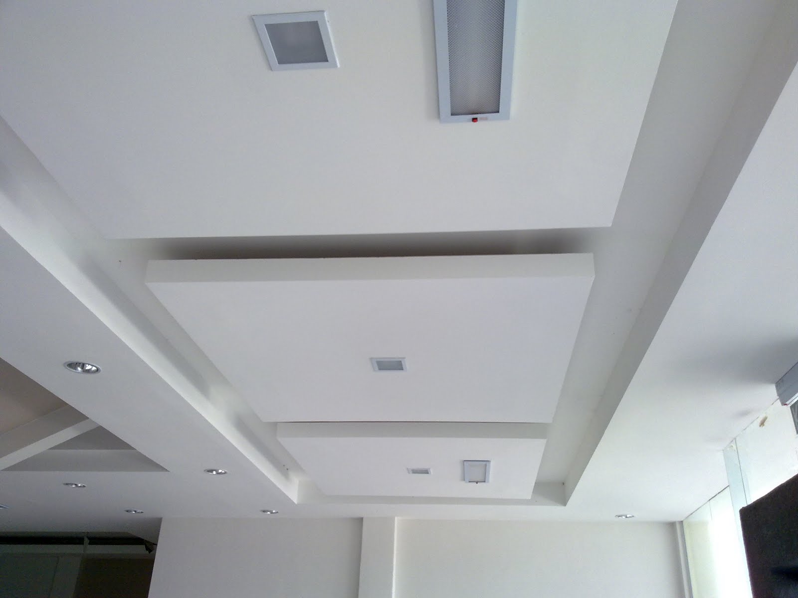 Mat Siling Kapur – Gambar Seni Tradisional Melayu dengan Warna Kapur yang Memukau