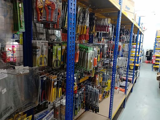 Parit Raja Hardware Sdn Bhd – Pembekal Alat Perkakasan Berkualiti di Parit Raja