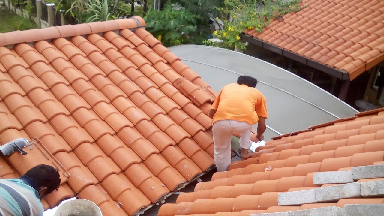 Pembaikan Bumbung Profesional di Alor Setar – Perkhidmatan Cepat & Berkualiti