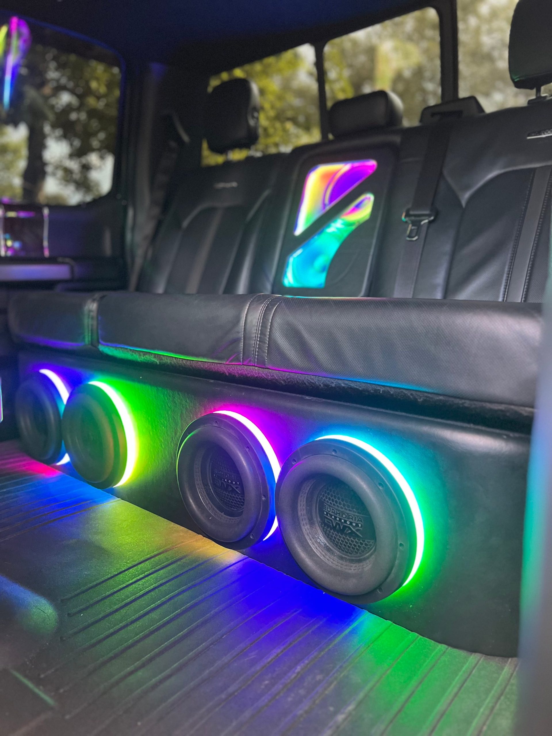 Pencahayaan Sub: Idea Lampu Bawah Kreatif untuk Rumah & Acara