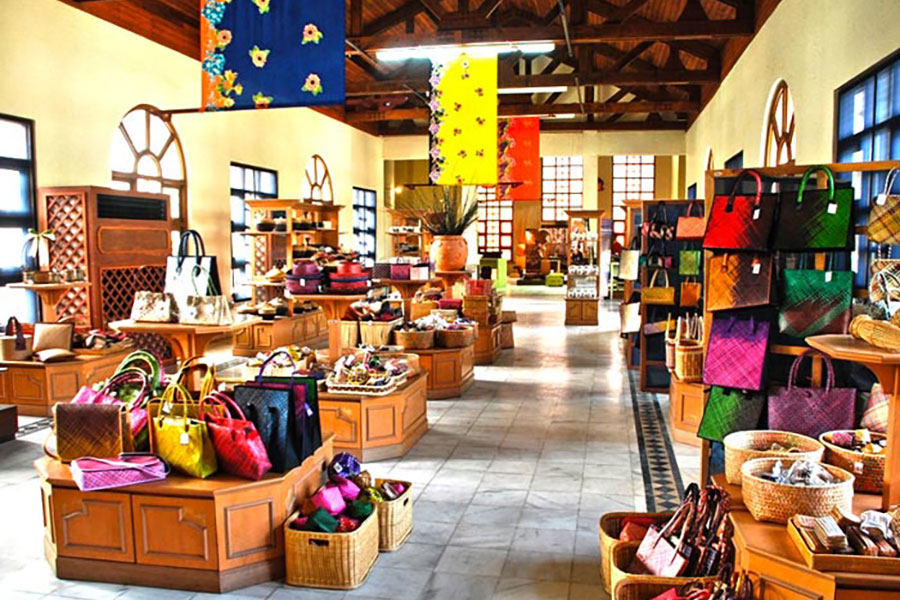 Kompleks Kraf Langkawi – Destinasi Seni & Budaya, Cenderahati Unik & Kraf Tangan di Pulau Langkawi