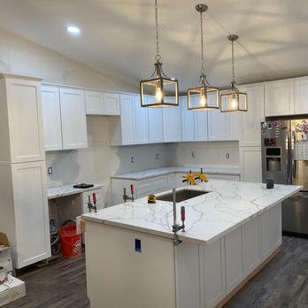 Kabinet Mz & Renovasi: Reka Bentuk Moden, Kualiti Tinggi & Harga Berpatutan